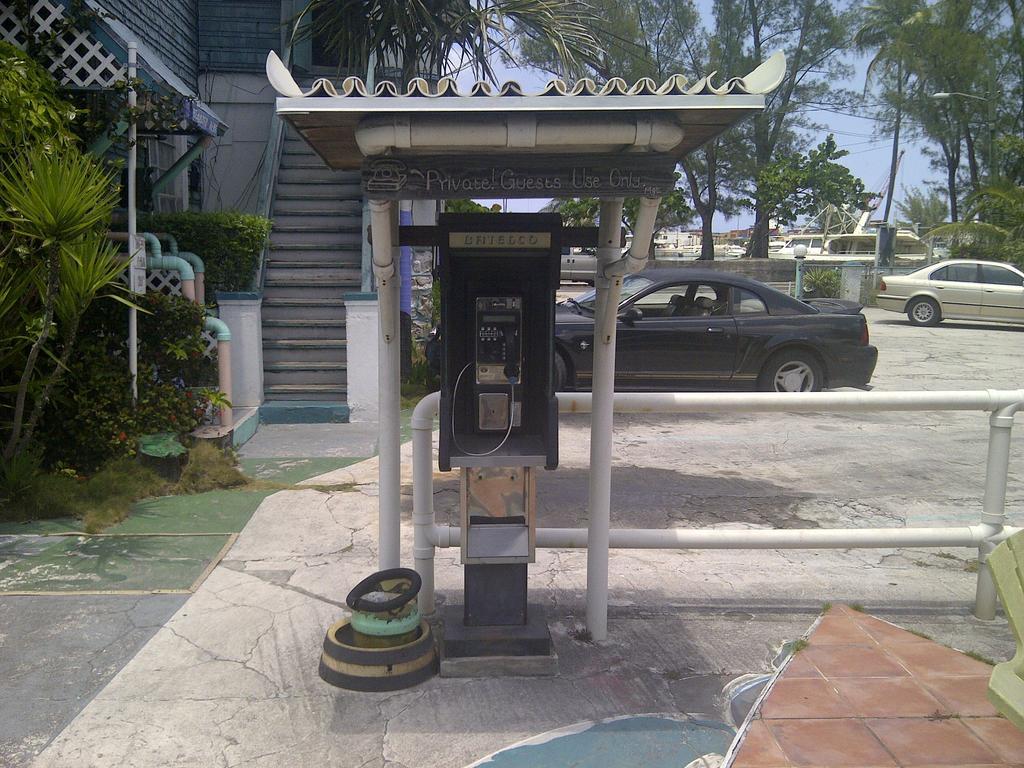 Arawak Inn แนสซอ ภายนอก รูปภาพ