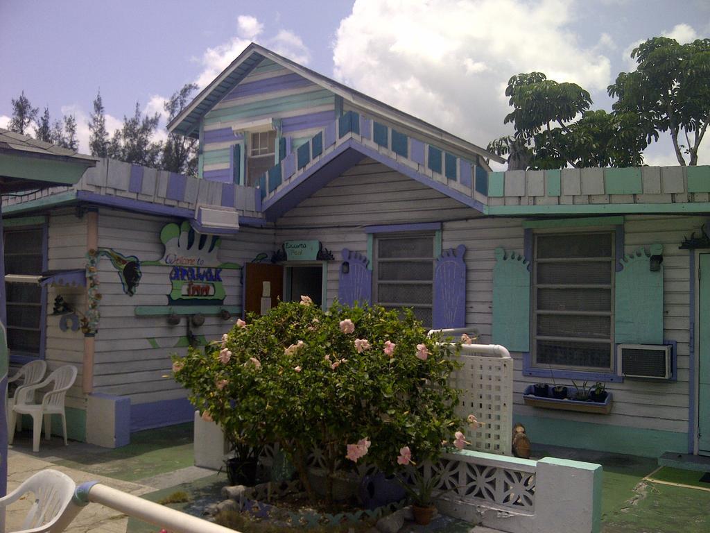 Arawak Inn แนสซอ ภายนอก รูปภาพ